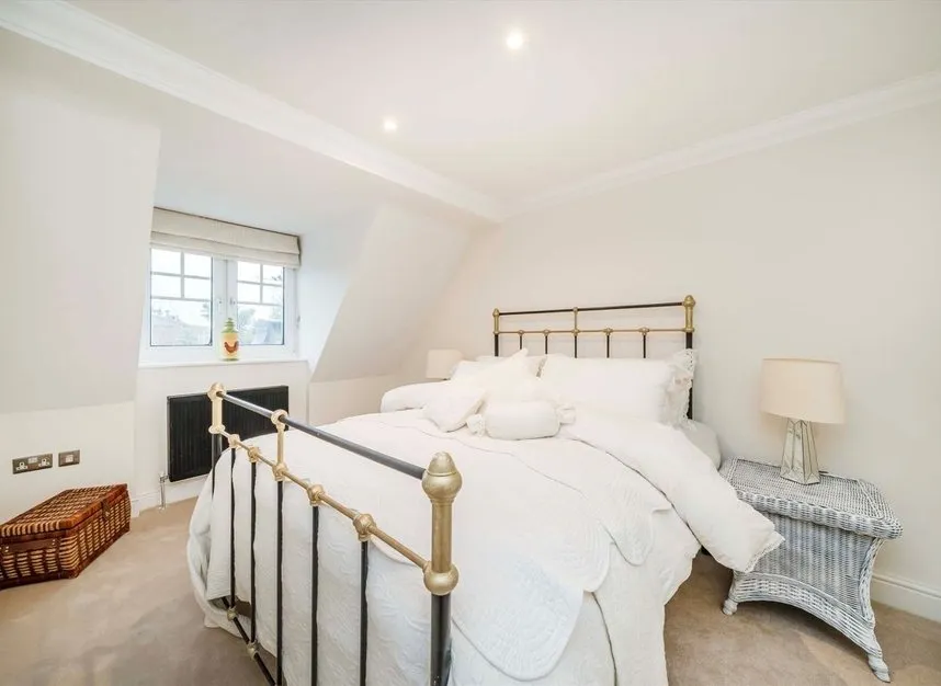 Kingston Hill, Kingston Upon Thames, KT2, photo 9