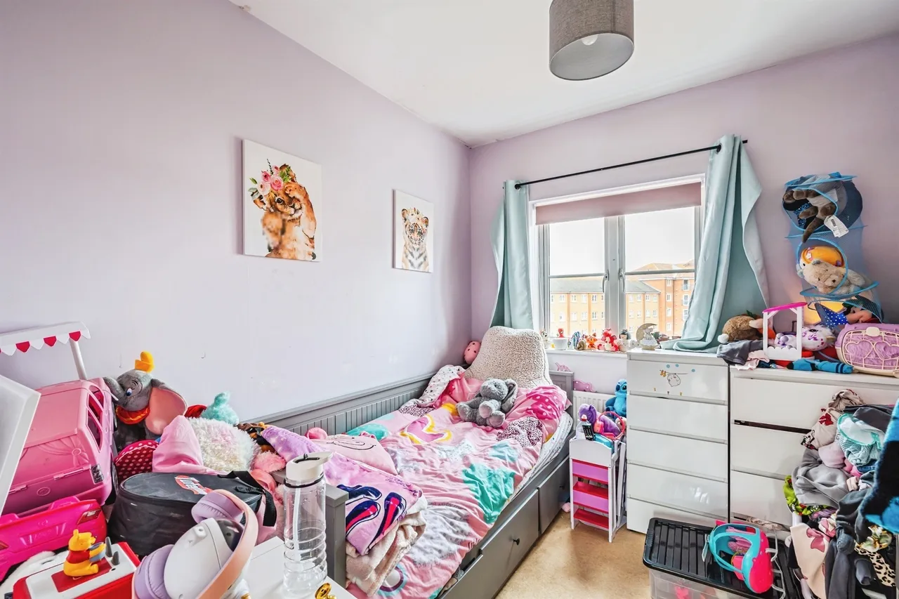 Dominica Court, Eastbourne, BN23, photo 14