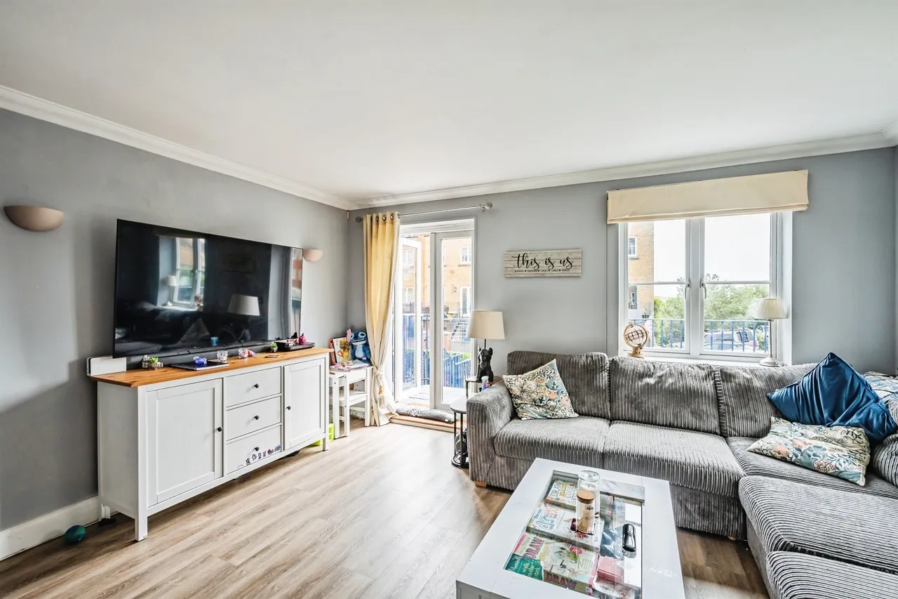 Dominica Court, Eastbourne, BN23, photo 5
