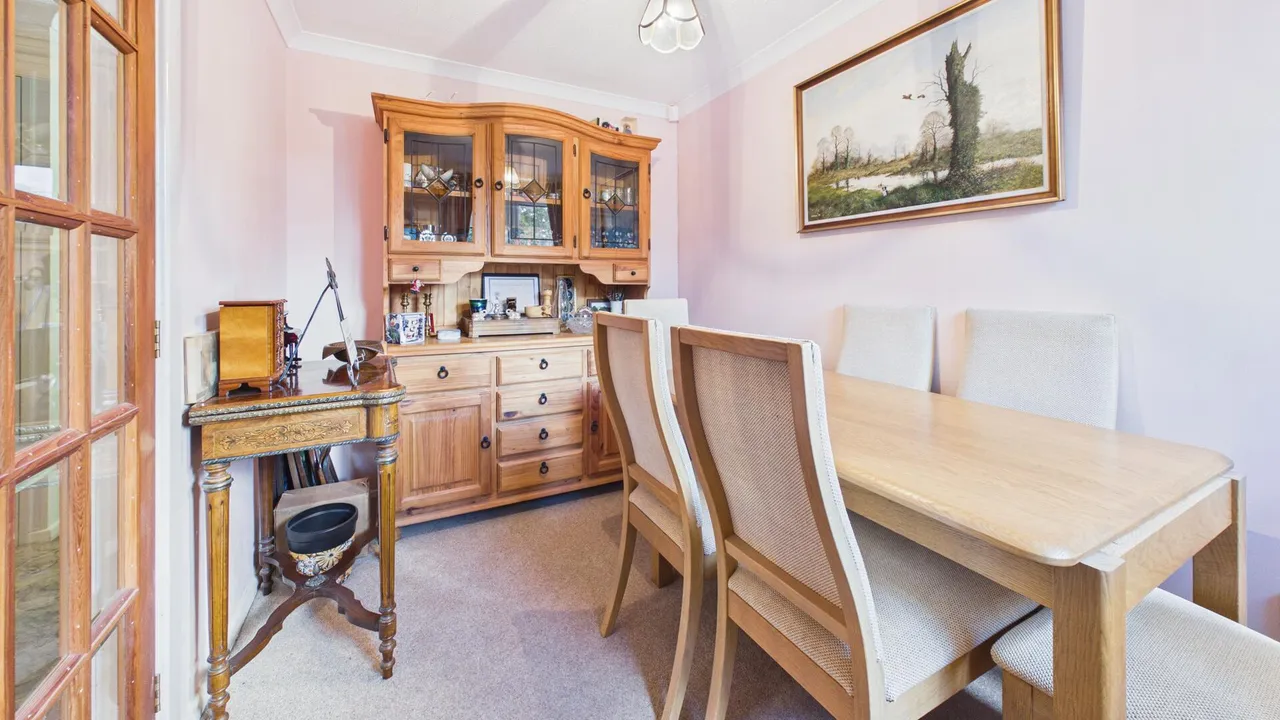 Wingfield, Orton Goldhay, photo 9