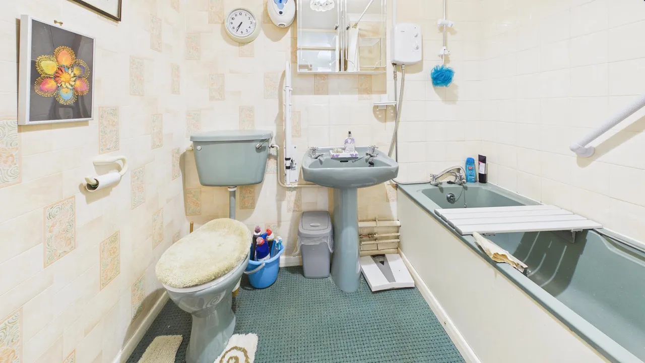 Wingfield, Orton Goldhay, photo 16