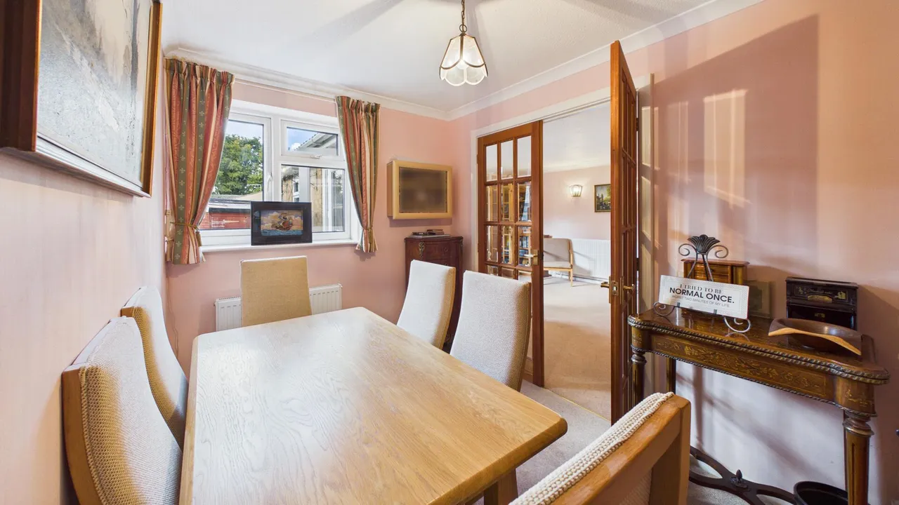 Wingfield, Orton Goldhay, photo 8