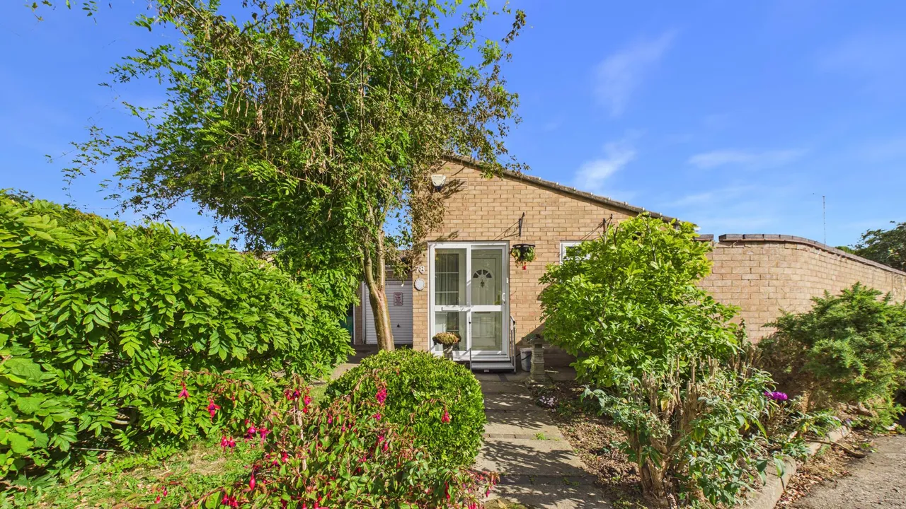 3 bed house for sale, Wingfield, Orton Goldhay