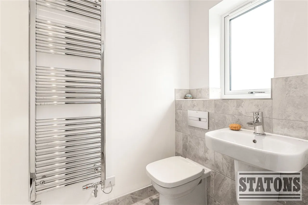 Sika Gardens, Enfield, EN2 8GP, photo 18