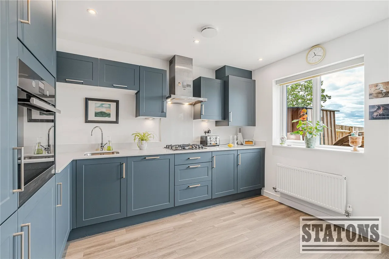 Sika Gardens, Enfield, EN2 8GP, photo 10