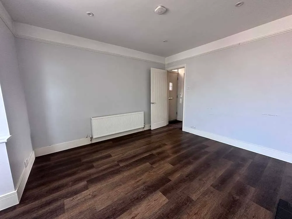 Worplesdon Road, Guildford, GU2, photo 11