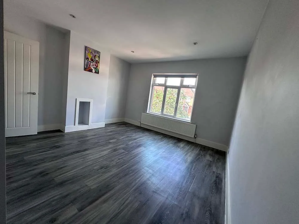 Worplesdon Road, Guildford, GU2, photo 3