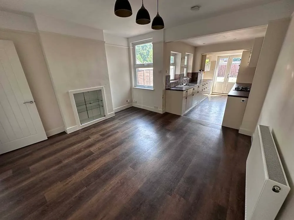 Worplesdon Road, Guildford, GU2, photo 2