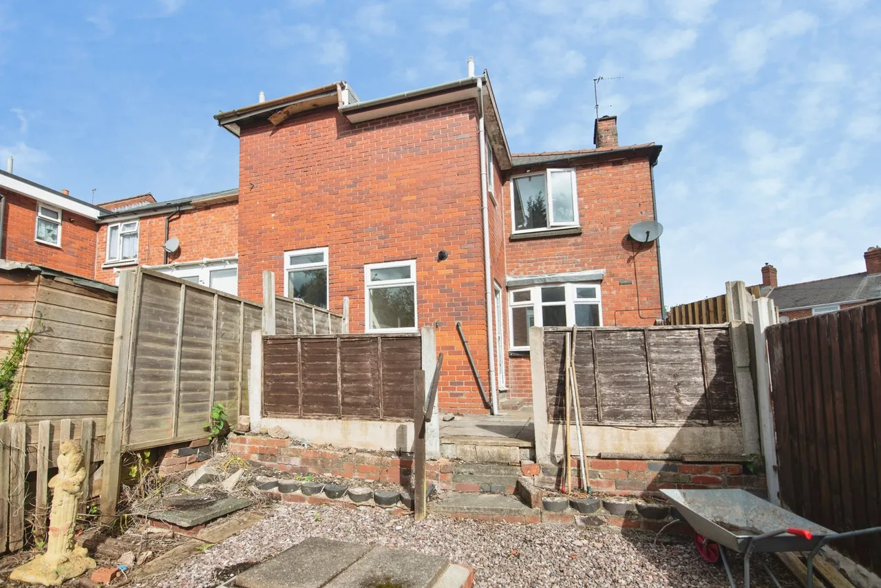 Summer Road, Rowley Regis, B65, photo 11
