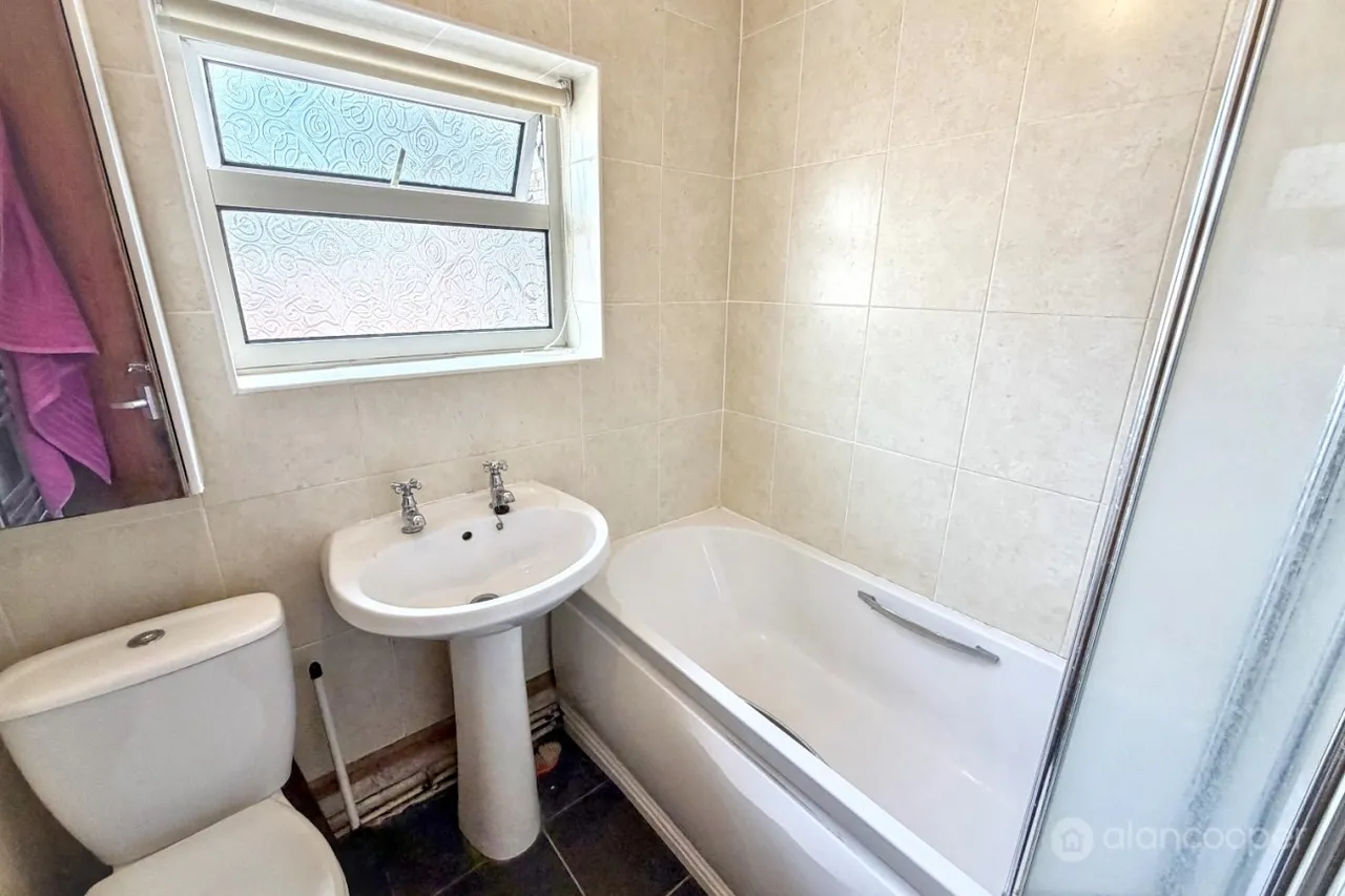 Norfolk Crescent, Lindley Park, CV10, photo 9