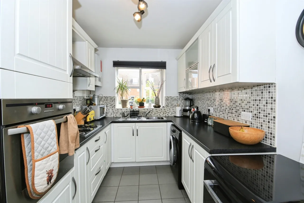 Scott Drive, Peterborough, PE7, photo 5