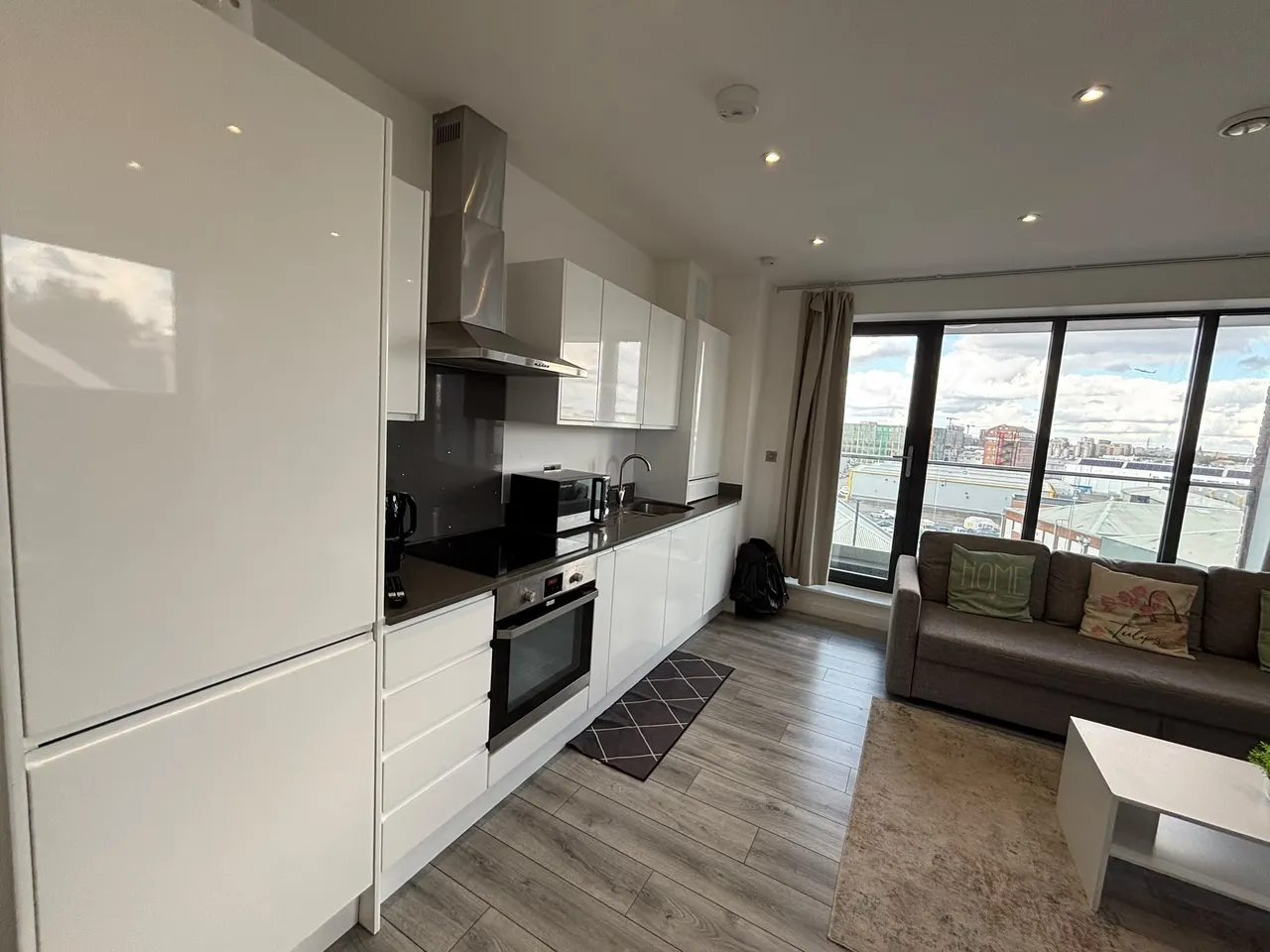 Woolwich Road, London, SE7, photo 3