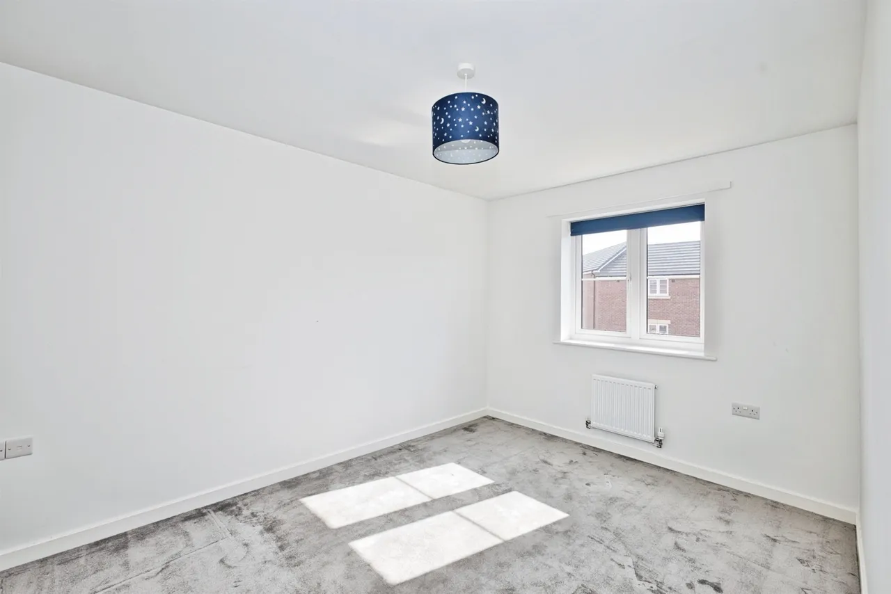Kingfisher Drive, Houndstone, Yeovil, photo 12