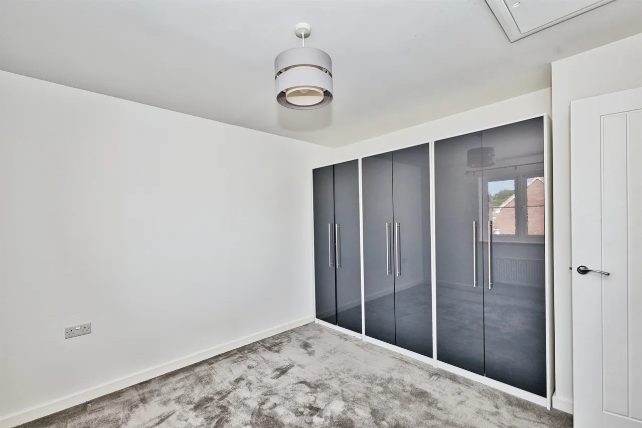 Kingfisher Drive, Houndstone, Yeovil, photo 8