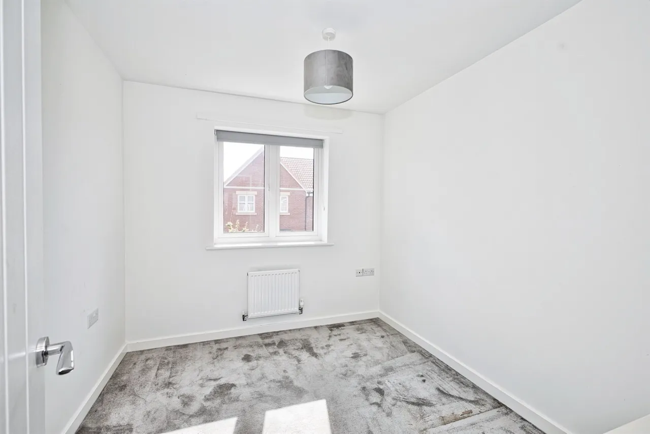 Kingfisher Drive, Houndstone, Yeovil, photo 11