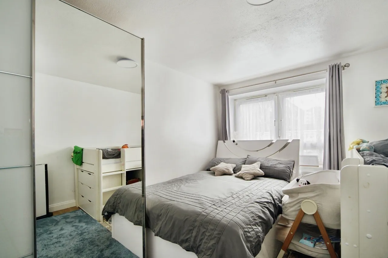 Parr Road, East Ham, London, E6, photo 5