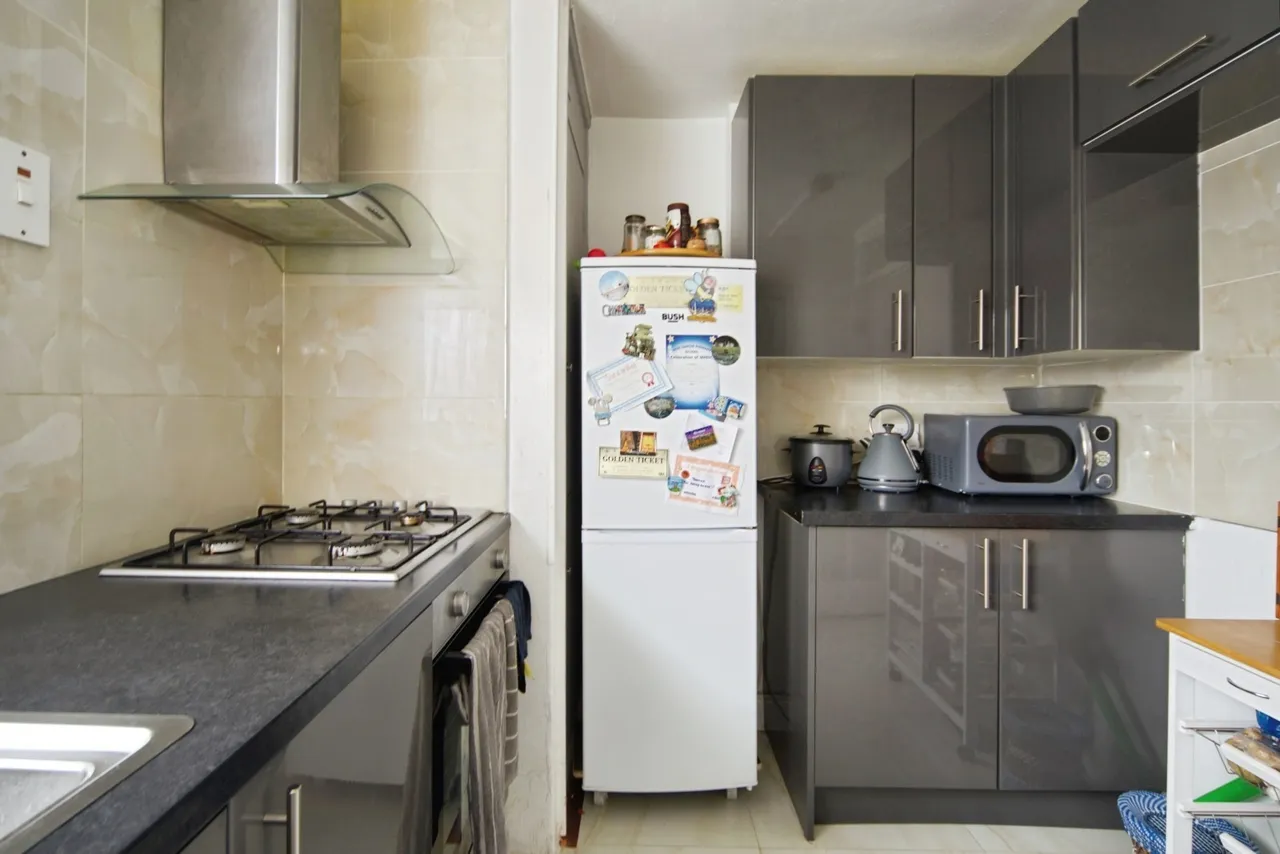 Parr Road, East Ham, London, E6, photo 4