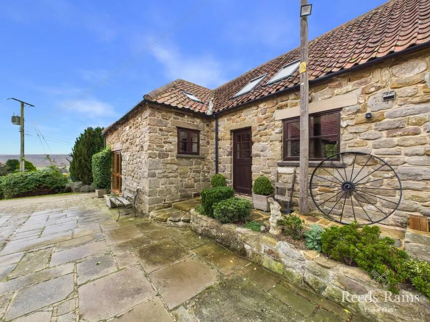 Commondale, Whitby, YO21, photo 25