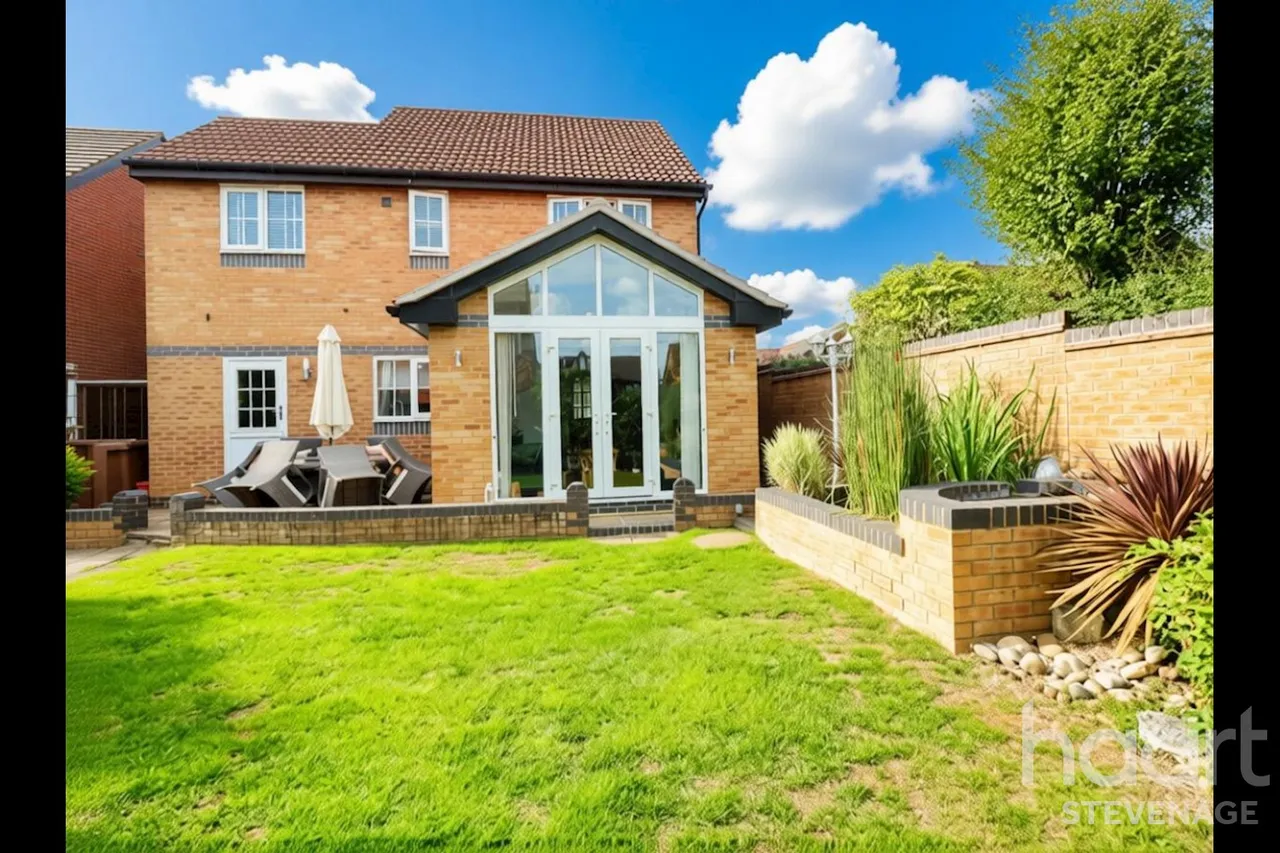 Chepstow Close, Stevenage, SG1, photo 18