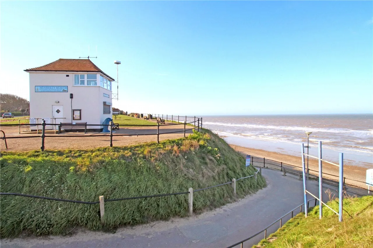 Links Road, Mundesley, Norwich, Norfolk, NR11, photo 6