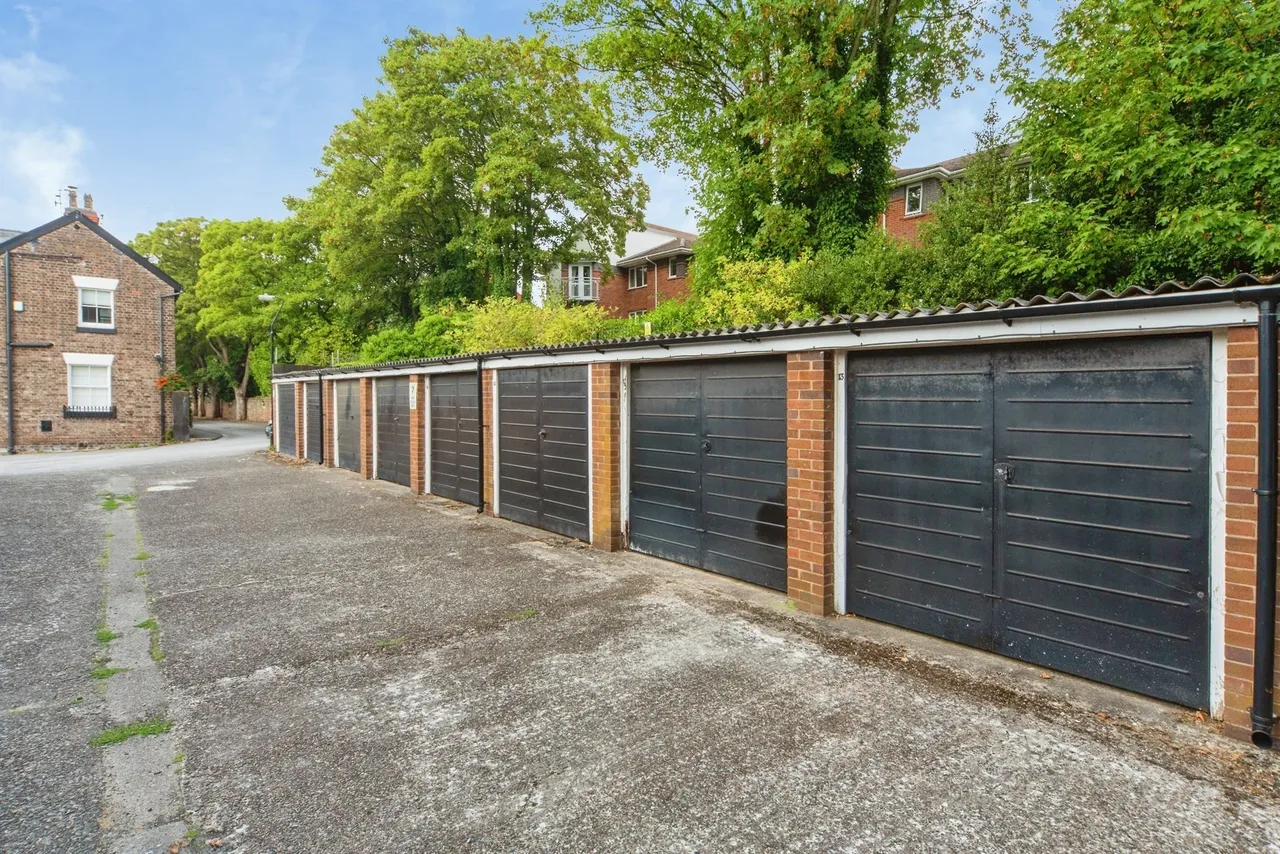Dudlow Nook Road, Liverpool, L18, photo 22