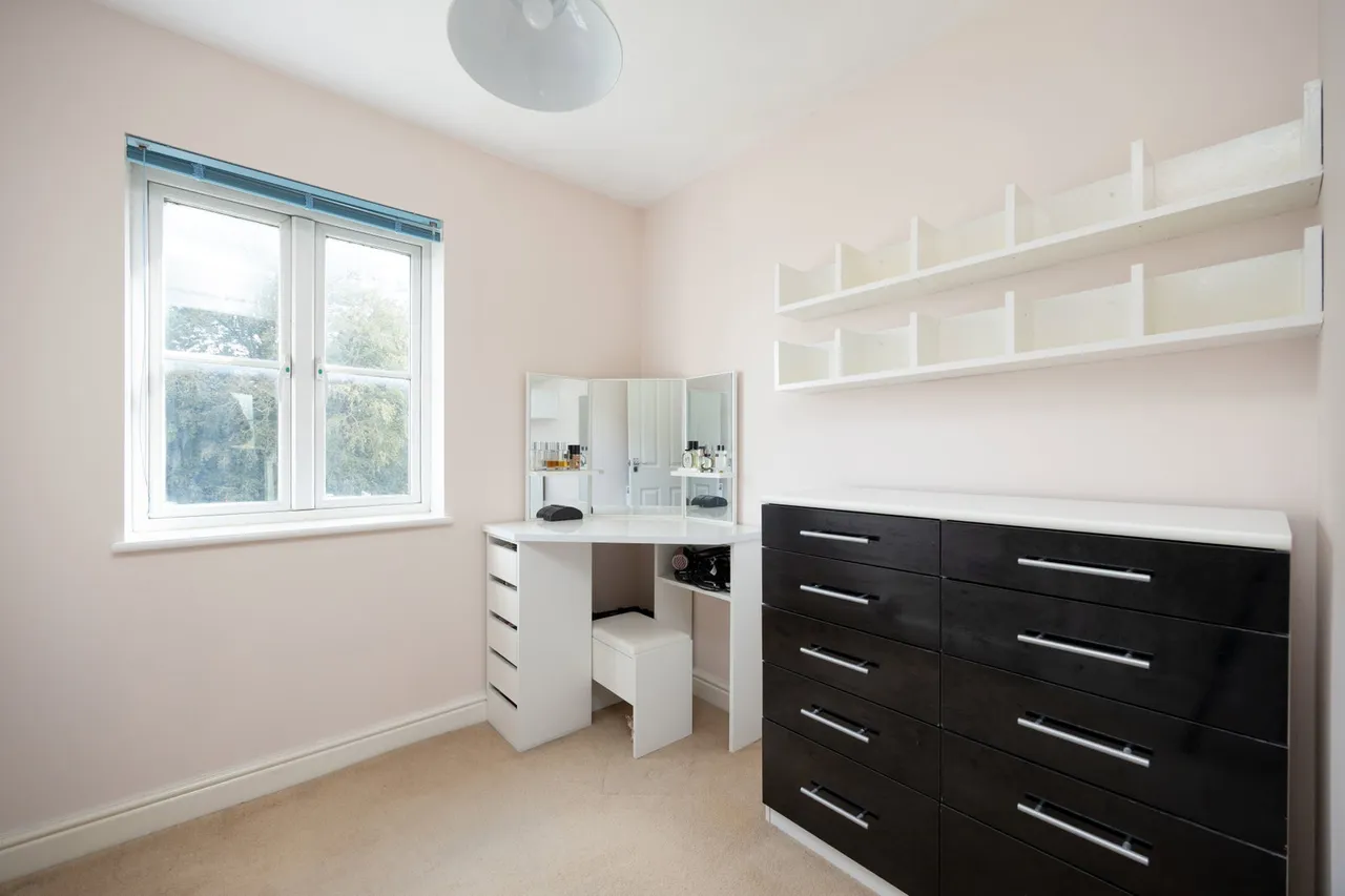 Massey Road, Devizes, SN10, photo 17
