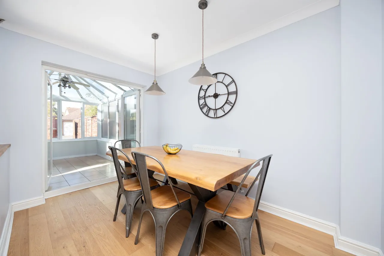 Massey Road, Devizes, SN10, photo 5
