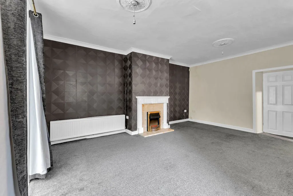 Whitworth Road, Rochdale OL12 6EZ, photo 4