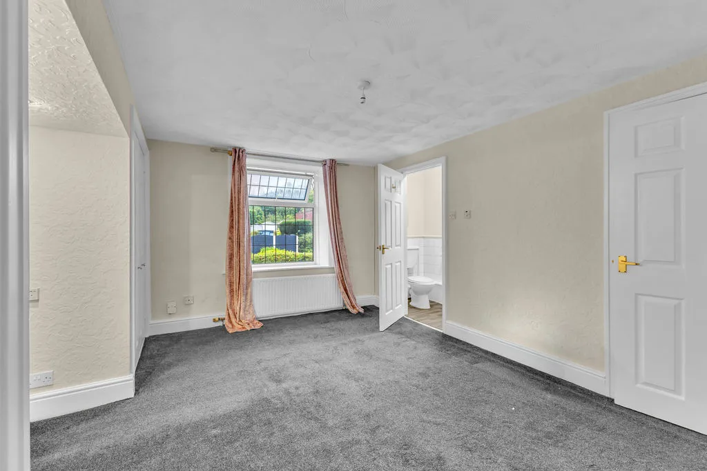 Whitworth Road, Rochdale OL12 6EZ, photo 13