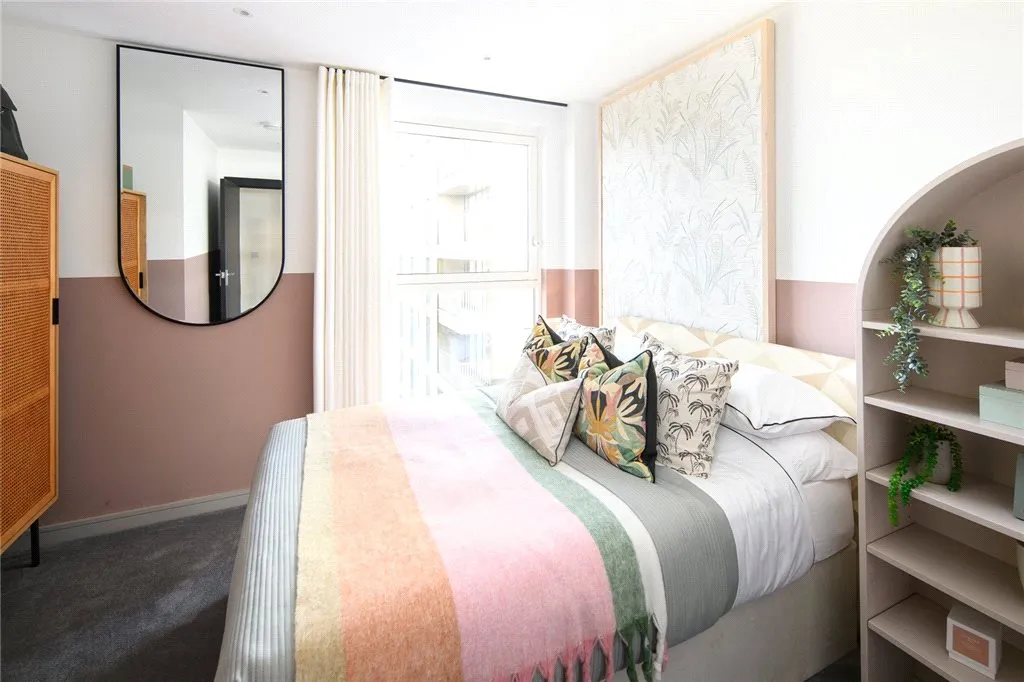 Eden Grove, Staines-Upon-Thames, TW18, photo 6