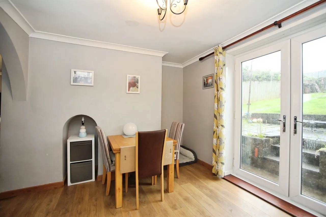 Ael Y Bryn, Beddau, Pontypridd, photo 5