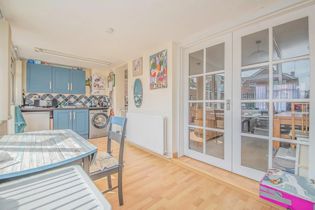 Dell Close, Fair Oak, SO50, photo 6