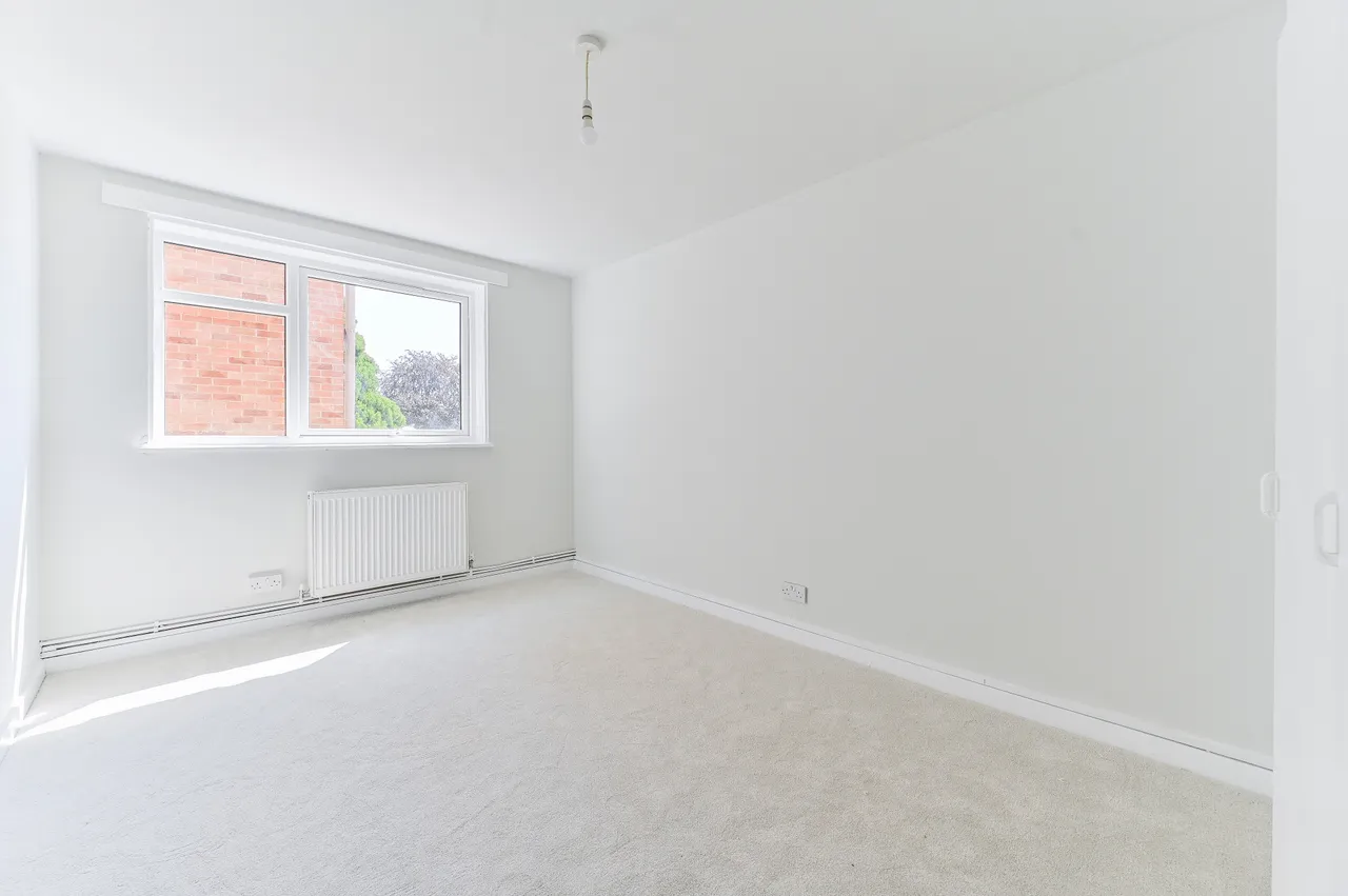 Flat 14, Malatia, 78 St Augustines Avenue, South Croydon, photo 7