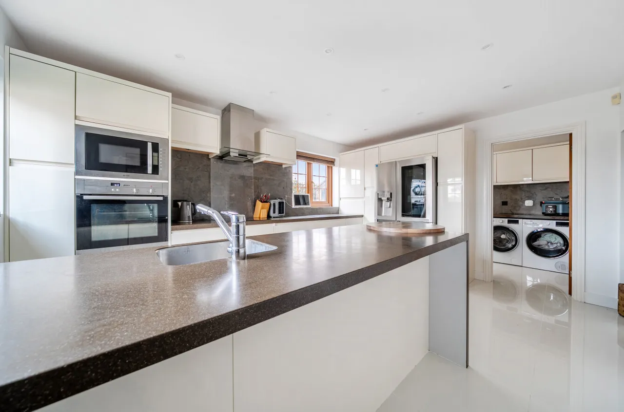 The Avenue, Fareham, PO14, photo 6