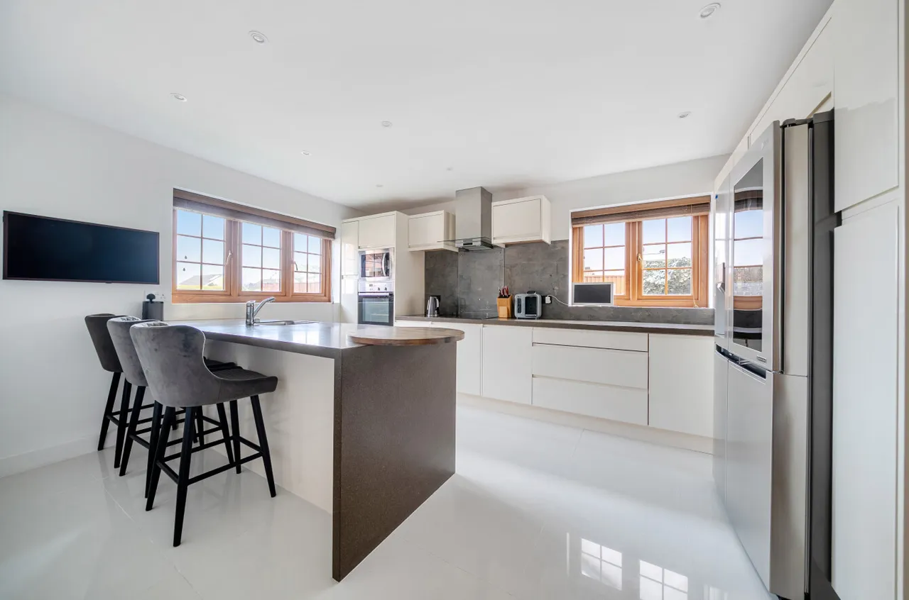 The Avenue, Fareham, PO14, photo 13