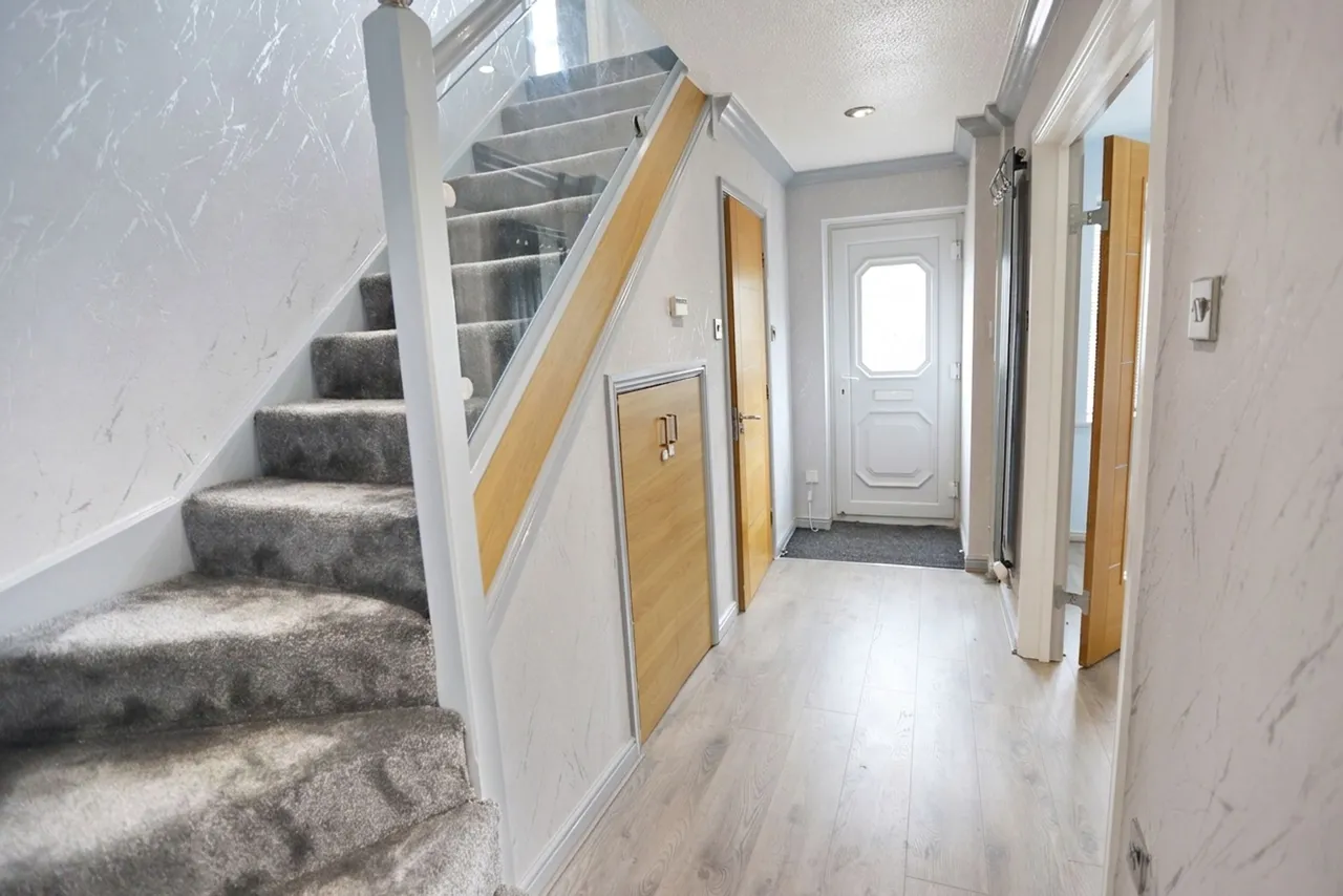 Whittle Brook Close, Unsworth, BL9, photo 2