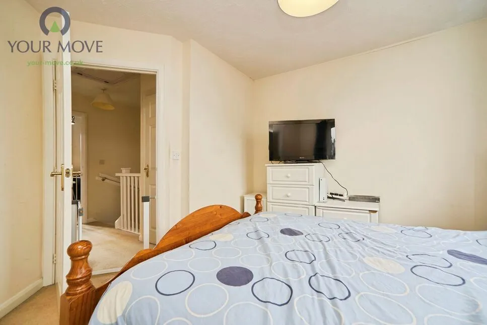 School Street, Cottingley, BD16, photo 8