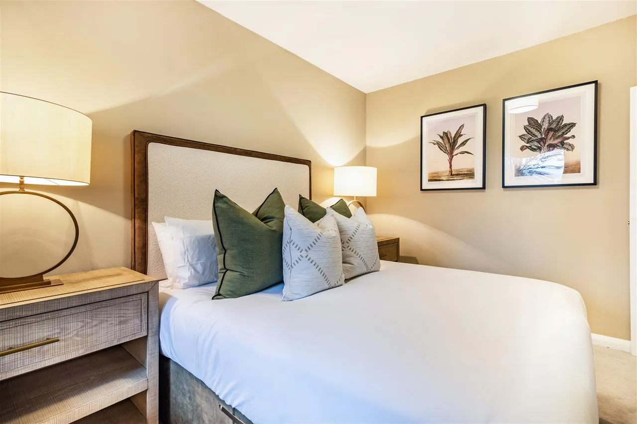 Fulham Road, London, SW3, photo 13