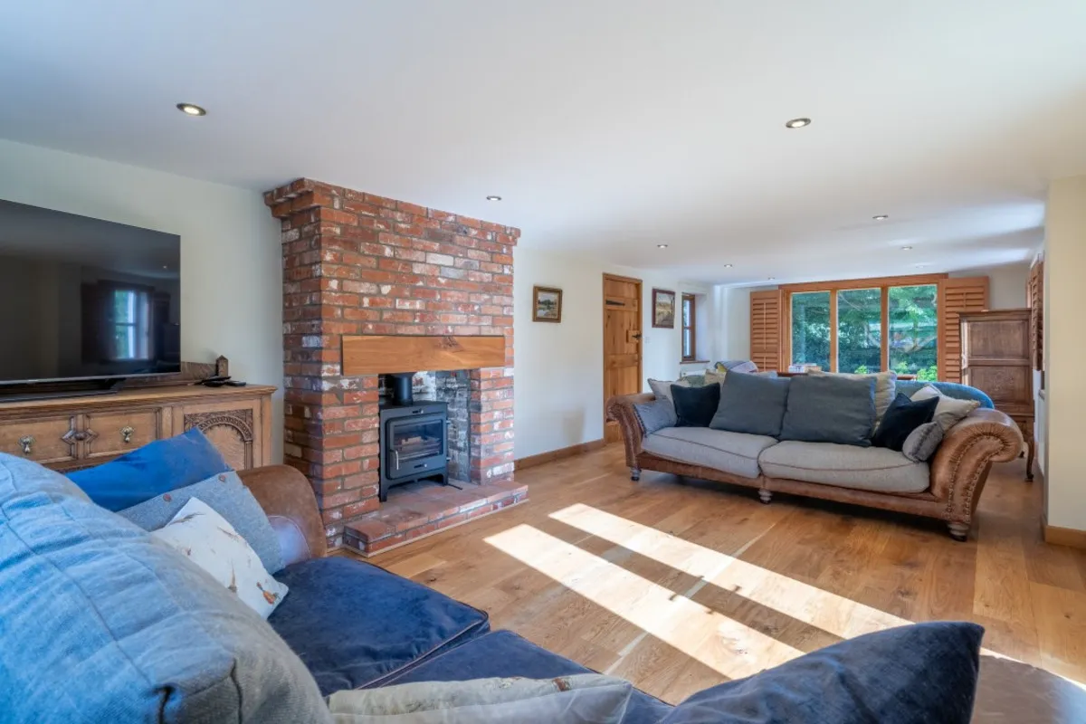 Hillside Loke, Roughton, NR11, photo 4