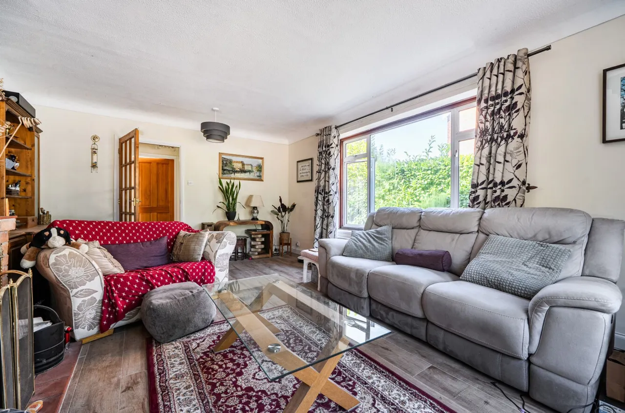 Scant Road West, Hambrook, PO18, photo 6