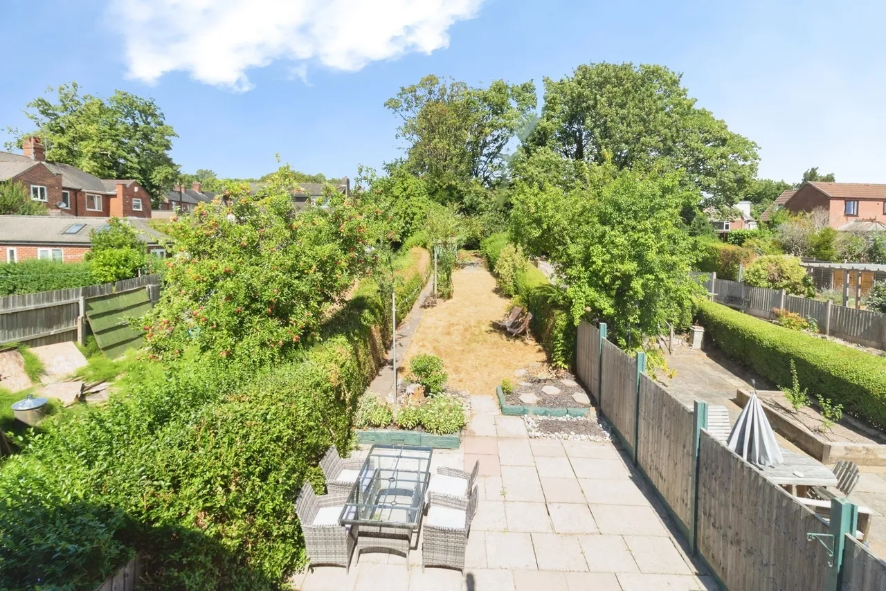 Vicarage Crescent, Newcastle, Staffordshire, ST5, photo 13