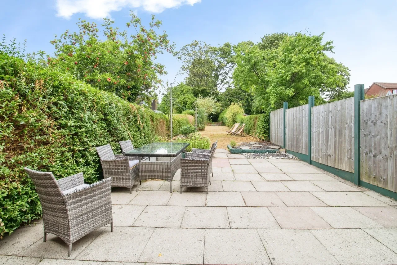 Vicarage Crescent, Newcastle, Staffordshire, ST5, photo 10