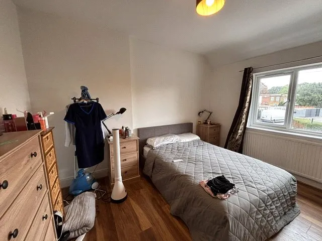Vernon Road, Feltham, TW13, photo 7