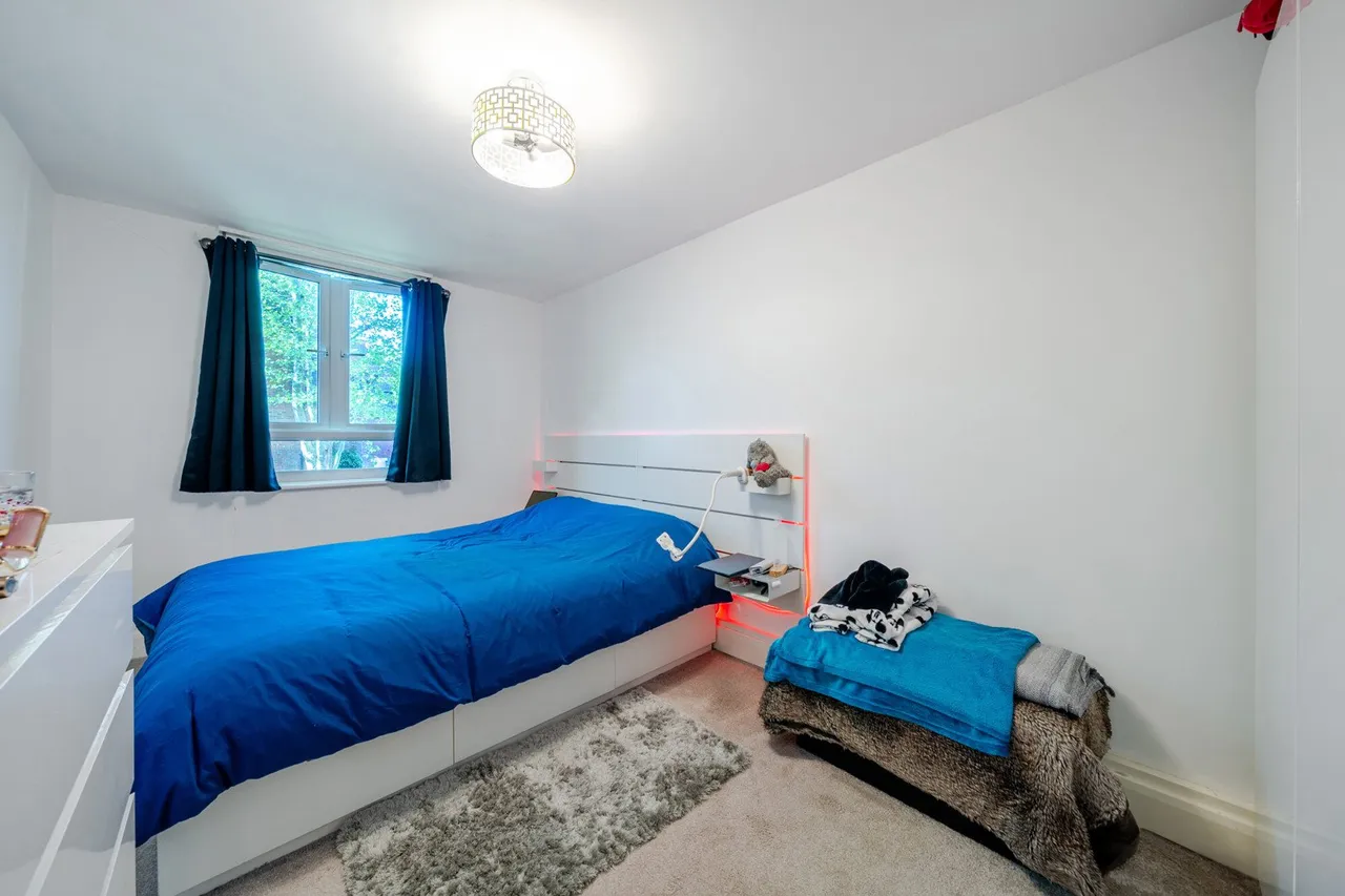 Langdale Close, SE17, photo 5