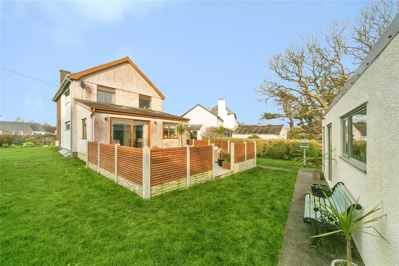 Bull Bay Road, Amlwch, LL68, photo 20