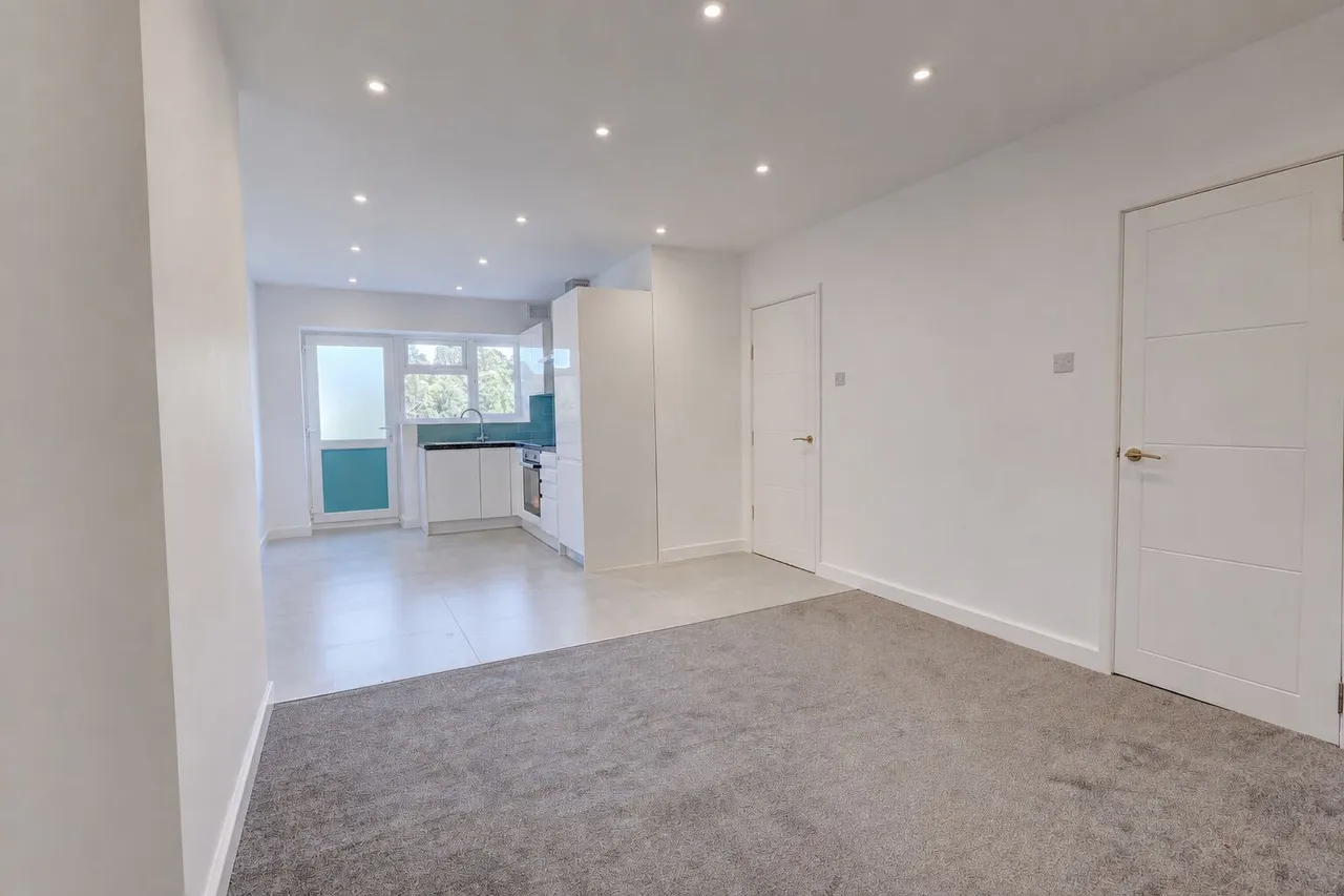 Deeds Grove, High Wycombe, HP12, photo 7