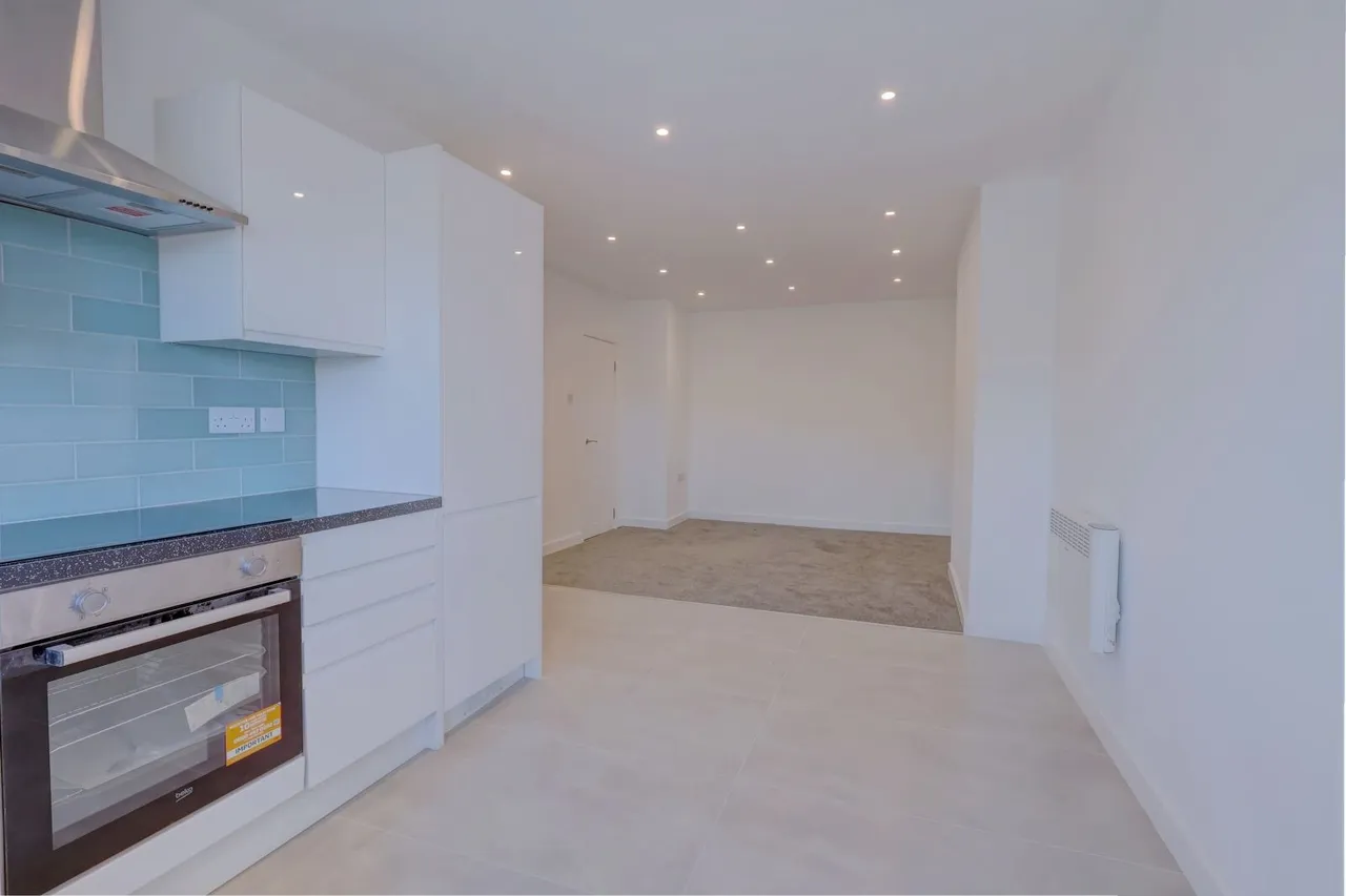 Deeds Grove, High Wycombe, HP12, photo 5