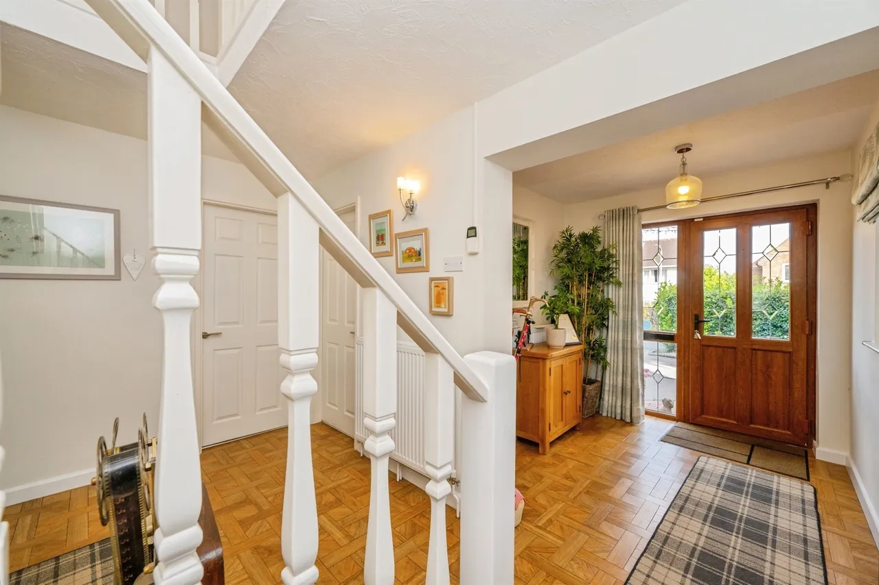 East Butts Road, RUGELEY, photo 2