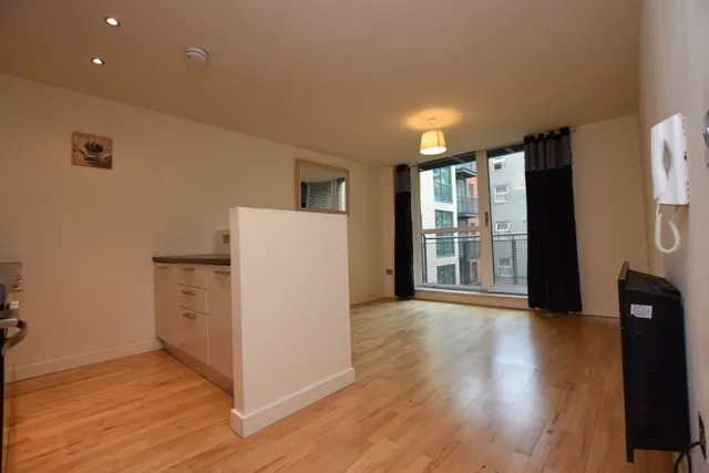 1 bed flat to rent — Jet Centro, 79 St.Mary's Road, S2 4AH
