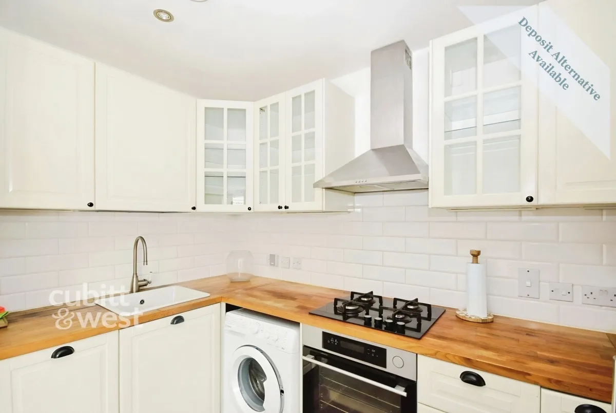 Heron Way, Wallington, SM6, photo 2